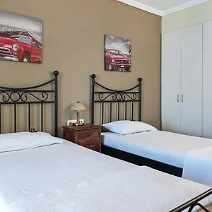https://efrosini.kefaloniahotels.net
