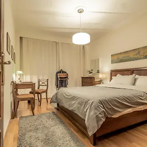 https://apt-elegant-supercentral.hotelschalkidiki.net