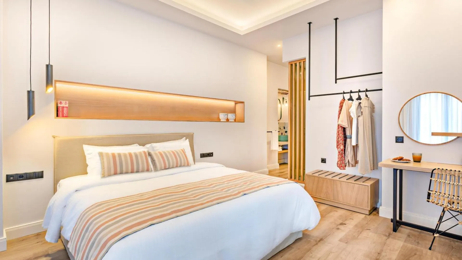 Oniro Suites ريثيمنو